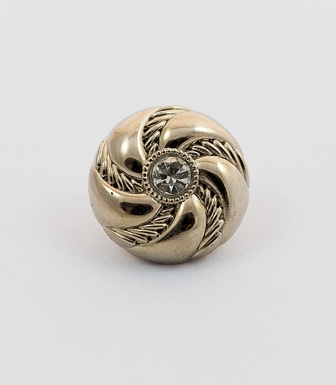 Silver Swirl Diamante Button 36L x10